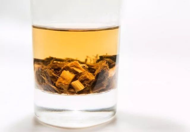 探索茶的神奇功效，降血脂降血压的茶类推荐
