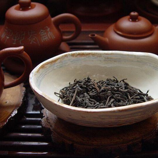 探索茶的神奇功效，降低血压和血脂的茶类选择
