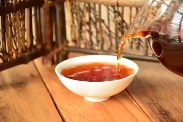 探究茶的神奇功效，哪种茶对降血脂血压效果最佳？