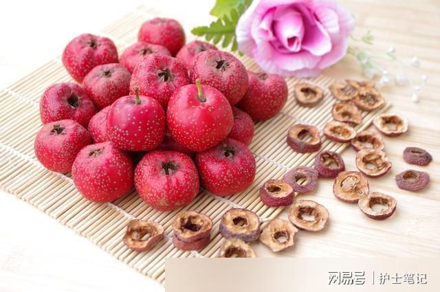 山楂泡一物，三天内改善血压与心脏供血不足