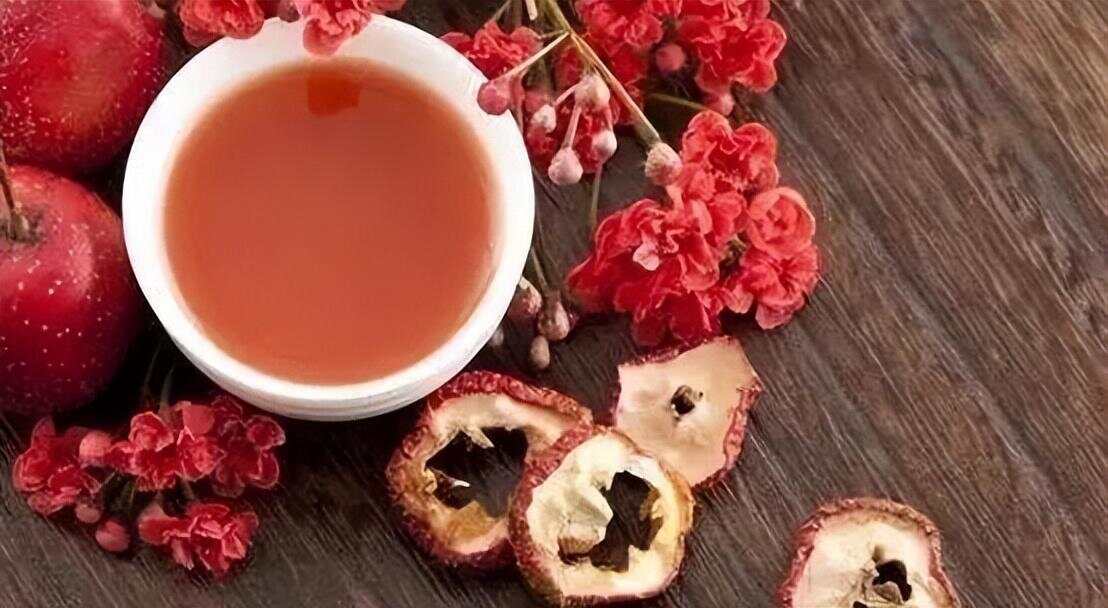 山楂泡水三天降压效果及潜在副作用分析